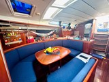 Beneteau Oceanis 473 Saloon/Seating Area